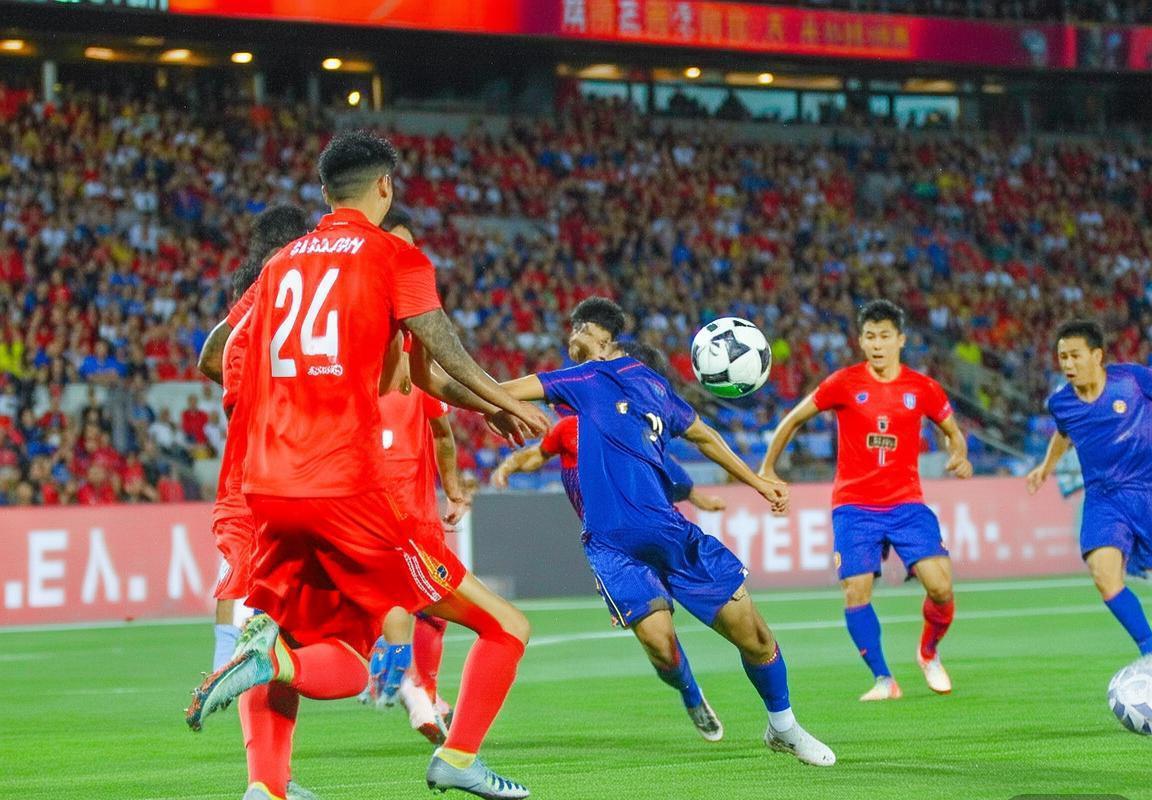 2018夏赛辽京巅峰对决：战术解析与启示(图1)